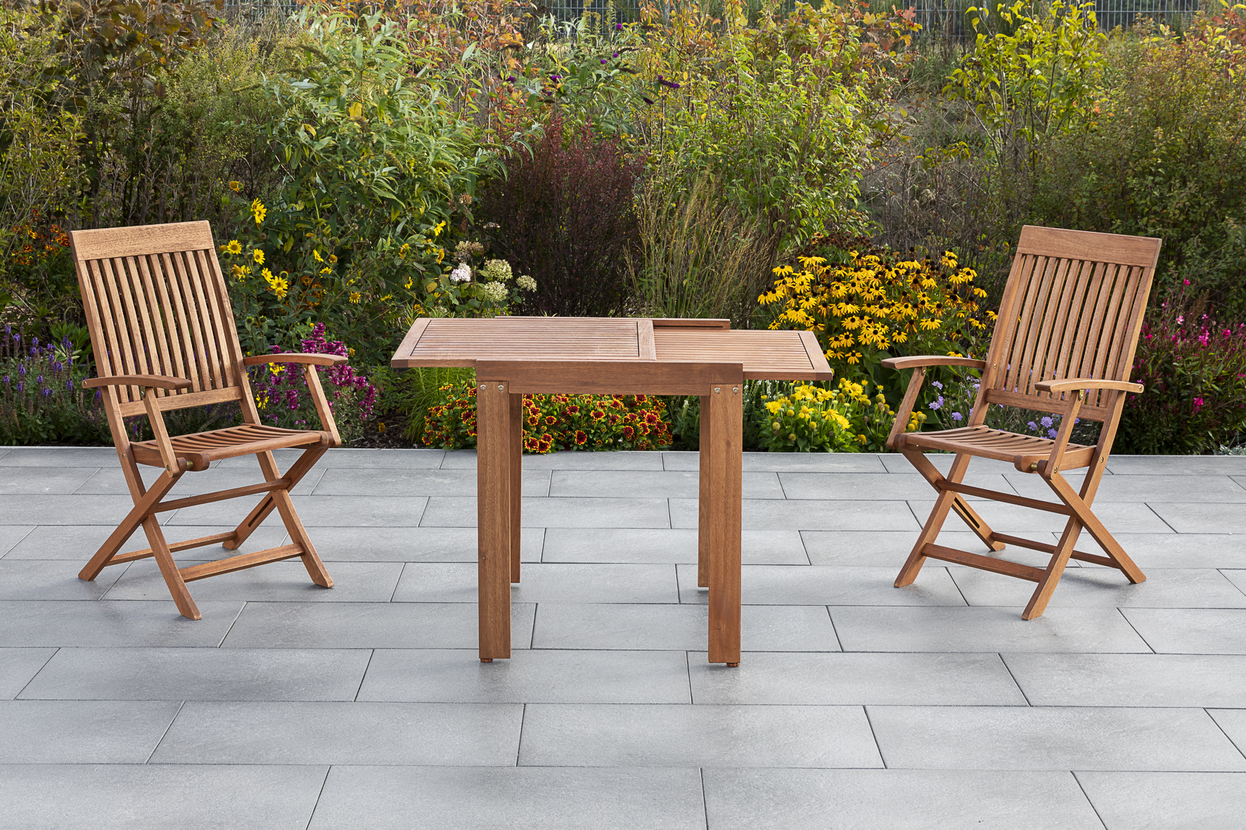 Comodoro Gartenmöbel-Set 3-teilig – 2 Klappsessel & Balkonausziehtisch 65–130 cm aus FSC® Eukalyptusholz