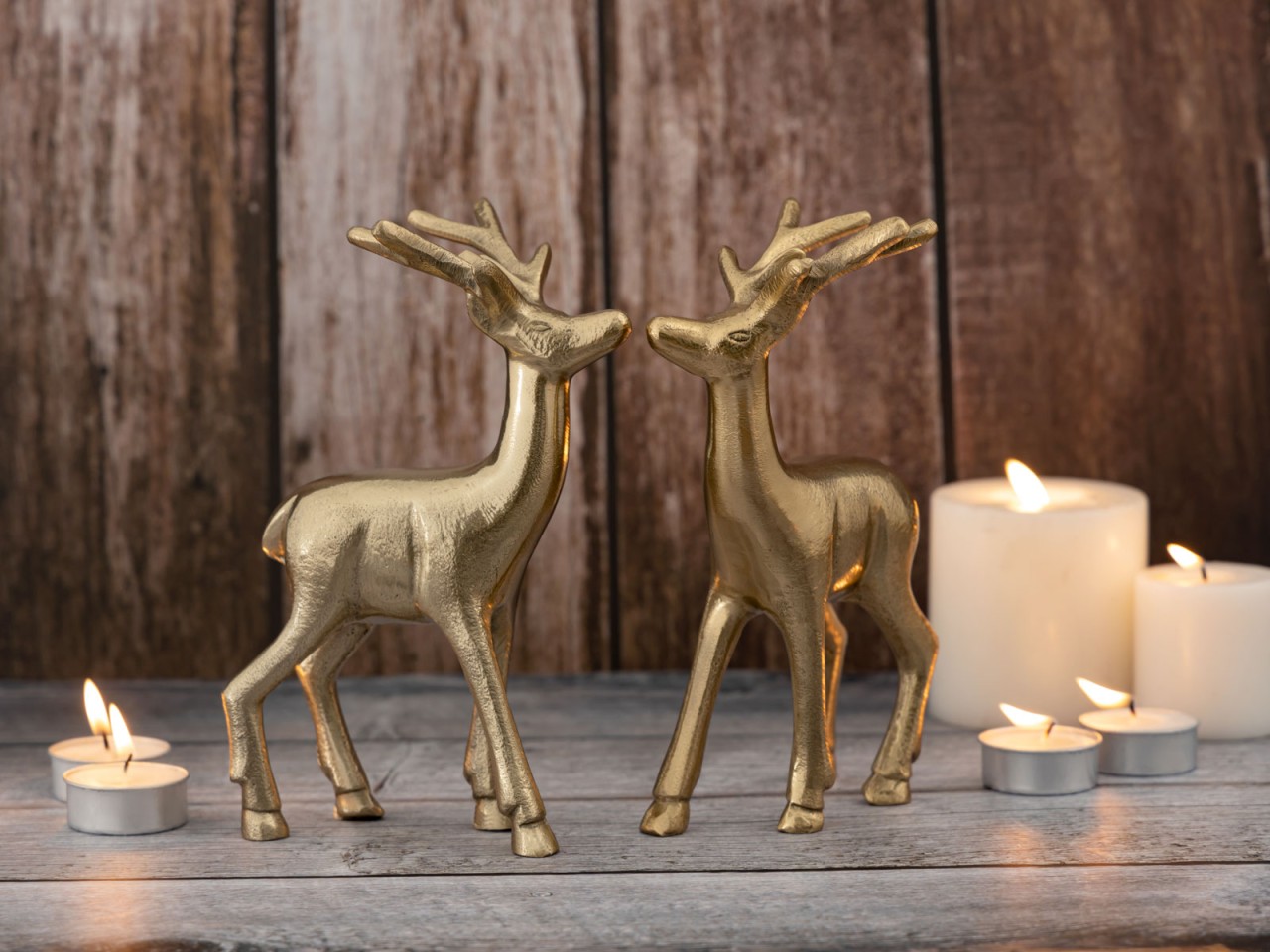 Deko Figur Hirsch 2er Set Tischdekoration Tierfigur Metall Weihnachtsdeko silber o. gold Aluminium Deko Figur Hirsch 2er Set Tischdekoration Tierfigur Metall Weihnachtsdeko silber o. gold Aluminium