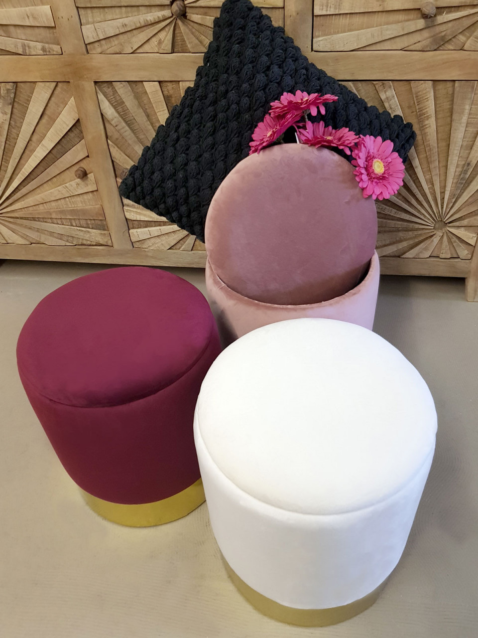 Samthocker Deko Hocker Samt Pouf Dekopouf Velour Hocker mit Stauraum u. Deckel Ø 31 H 38 cm Samthocker Deko Hocker Samt Pouf Dekopouf Velour Hocker mit Stauraum u. Deckel Ø 31 H 38 cm