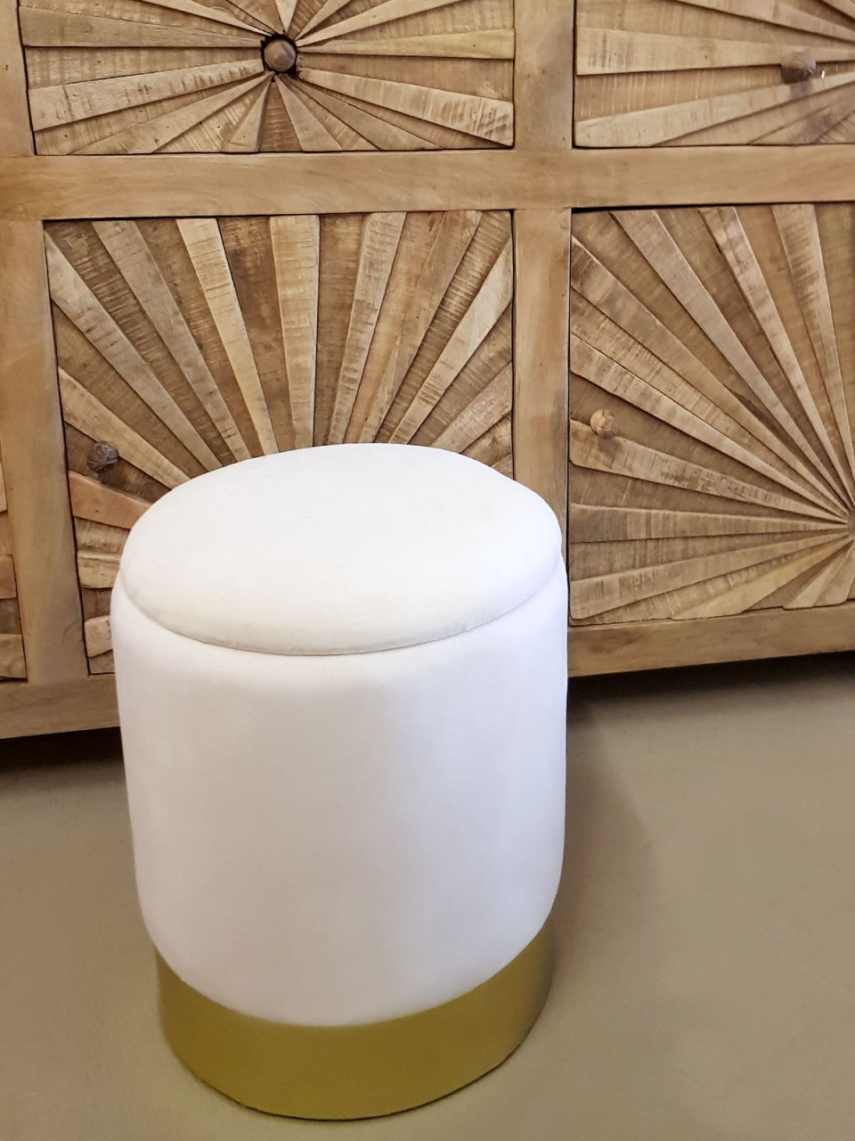 Samthocker Deko Hocker Samt Pouf Dekopouf Velour Hocker mit Stauraum u. Deckel Ø 31 H 38 cm Samthocker Deko Hocker Samt Pouf Dekopouf Velour Hocker mit Stauraum u. Deckel Ø 31 H 38 cm